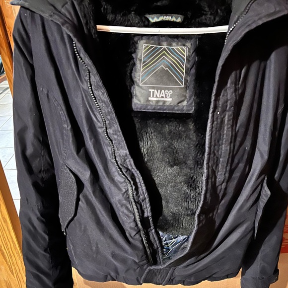 TNA Vail - Picture 5 of 7